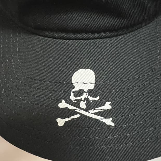 Antisocialsocialclub X Mastermind 캡