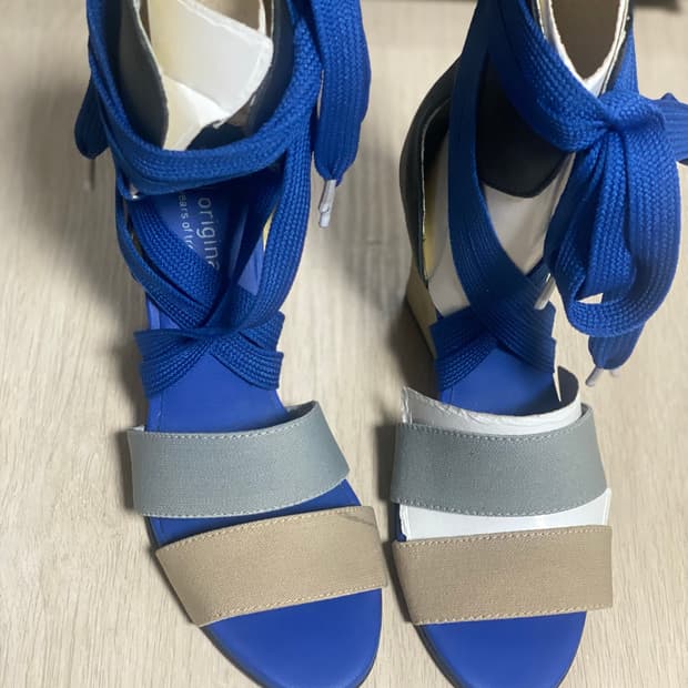 아디다스 오리지널스 블루 스트랩 웨지 샌들 230 새상품
