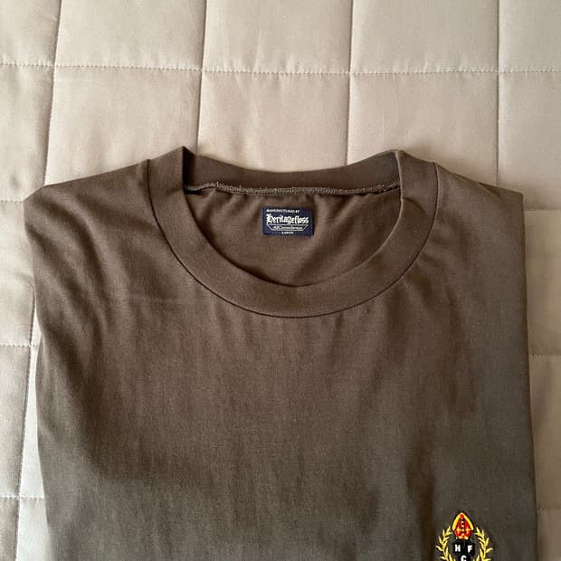 헤리티지 플로스 티셔츠 판매합니다.