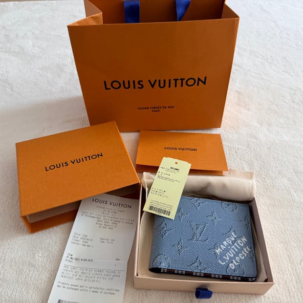 루이비통 멀티플 월릿 M14691