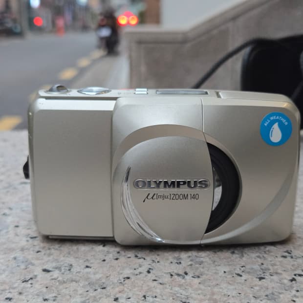 올림푸스 뮤 줌 140 필름카메라 