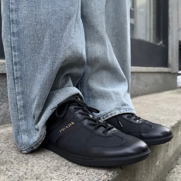 00s 블랙 프라다 스포츠 스니커즈