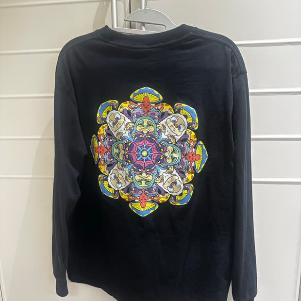 태국에서 구매한 디자이너 브랜드 티셔츠 small