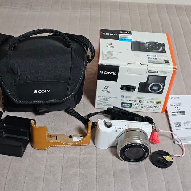 소니 A5100 미러리스 카메라 A