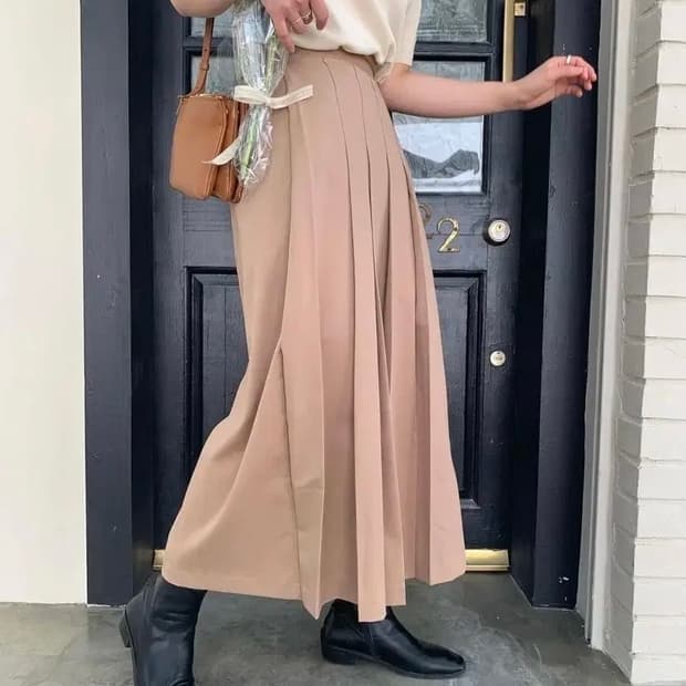 리넨느 핀턱스커트 베이지s +니트 아이보리