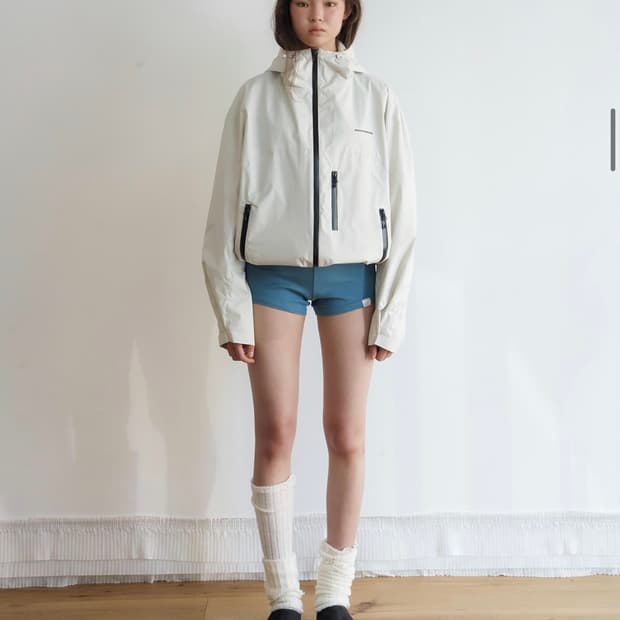 스무스무드 리플렉트 유틸리티 윈드브레이커 클라우드