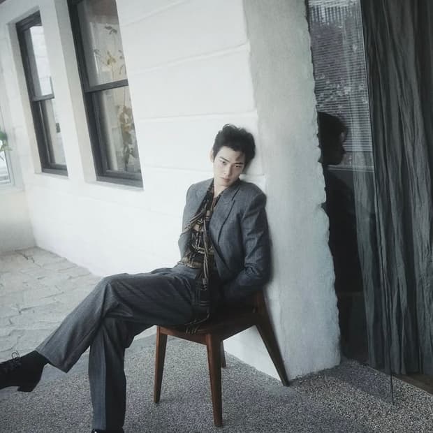 [차은우님 착용] 생로랑 25AW 플레이드 실크 셔츠