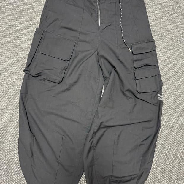 트래블 벌룬 멀티 포켓 팬츠 블랙 M