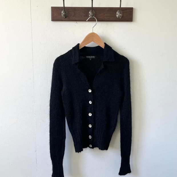 Corinne Sarrut 카라 가디건