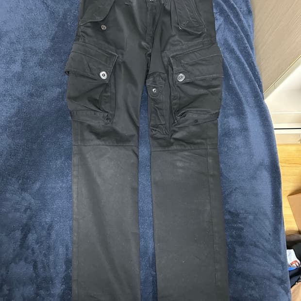 율리우스 09fw canon 카고팬츠