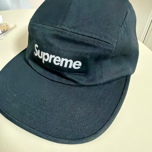 슈프림 25fw 치노 트윌 캠프캡 블랙 판매합니다