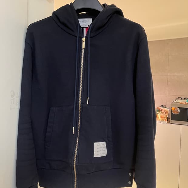 톰브라운 백삼선 후드집업 2size