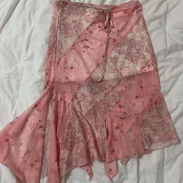 Tipssy blush nomad skirt