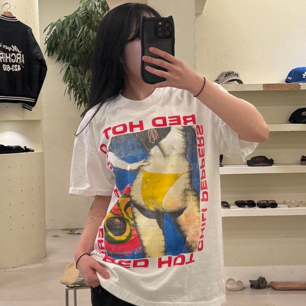 Red Hot Chili Peppers 클래식 로고 그래픽 반팔 티셔츠 