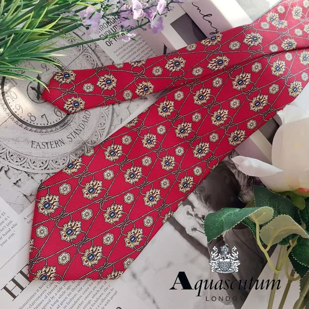 아쿠아스큐텀 실크 레드 로열 체인 넥타이 9.7cm A+등급 K1341
