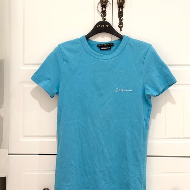 꼬르소꼬모 jacquemus  반팔티셔츠 스카이블루