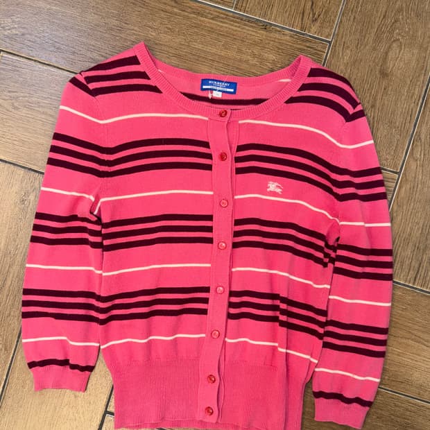 🎀버버리 블루라벨 핑크 스트라이프 가디건 🎀