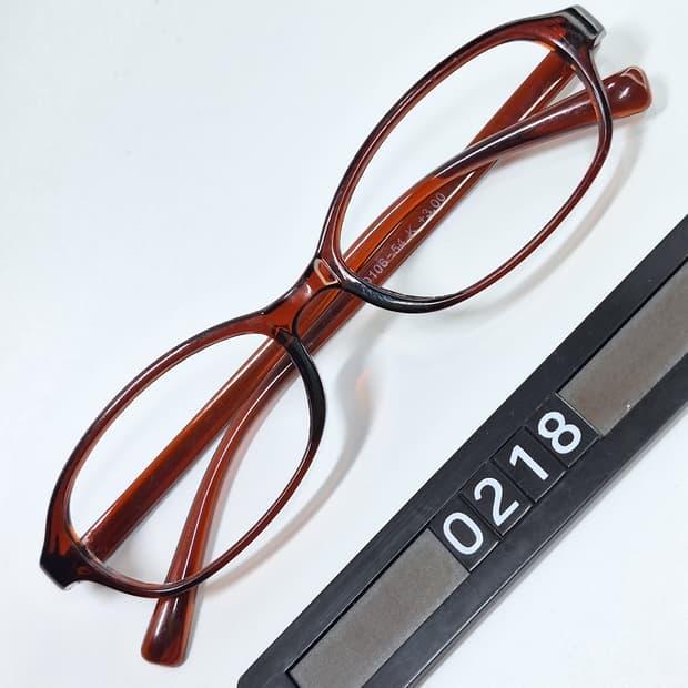 슬림 오벌형 뿔테 안경테 D10654K 일본수입 빈티지 클래식 레트로 패