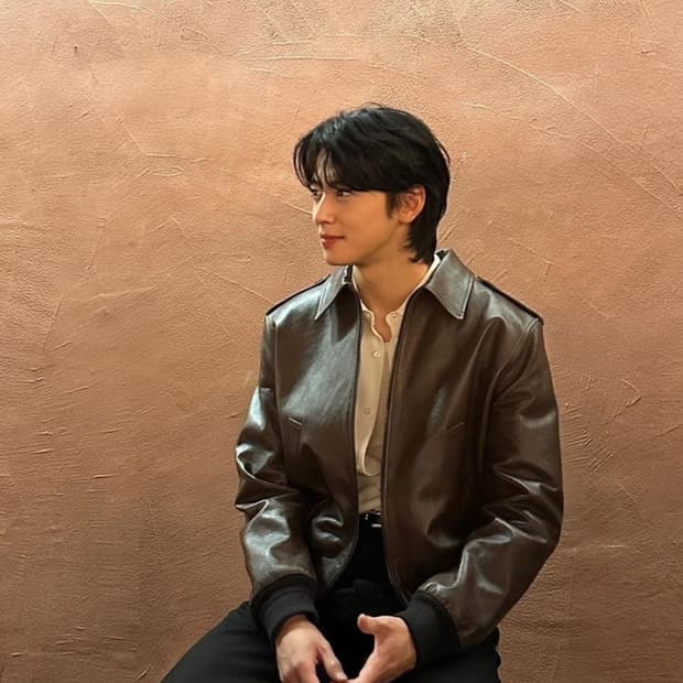 [새상품] 23FW 렉토 에폴렛 램스 레더 차은우 자켓 점퍼 다크 브라운