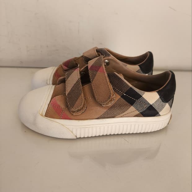 29 버버리 키즈 밸크로 스니커즈 