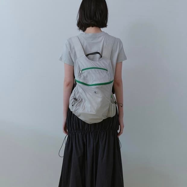 노컨텐츠 백팩 라이트그레이