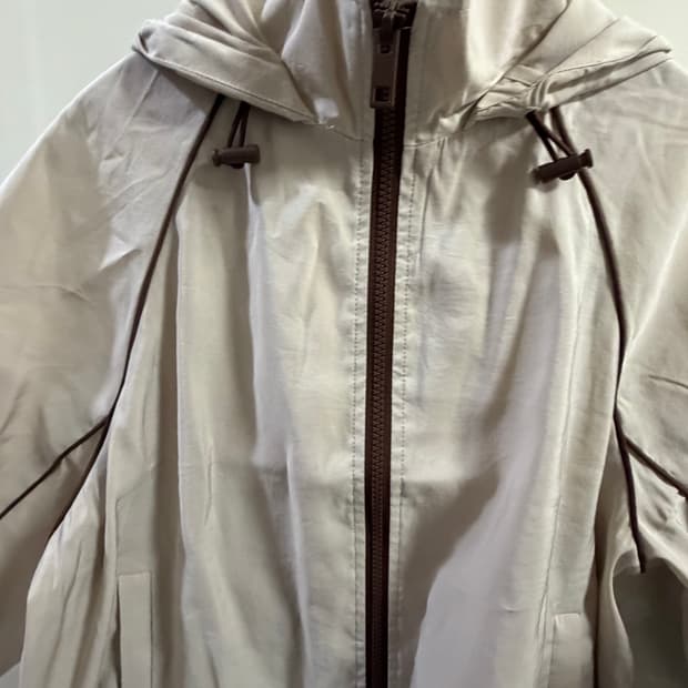 에이치엔엠 바람막이