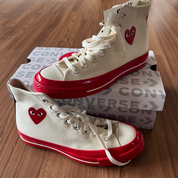 컨버스 x 플레이 꼼데가르송 척 70 하이