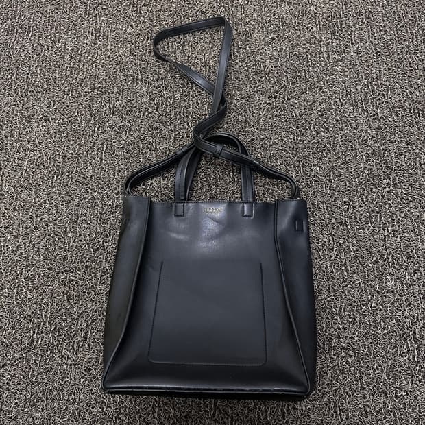 HAZZYS 헤지스 크로스백 토트백 가방 블랙