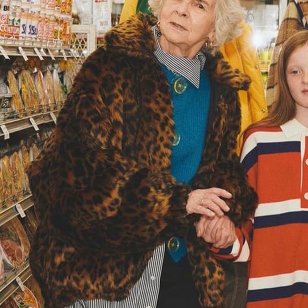 Inscrire 인스크리어 리버시블 퍼자켓