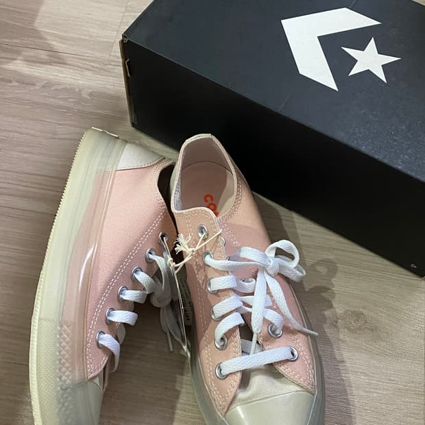 컨버스 연핑크 로우탑 240/5사이즈(새상품)