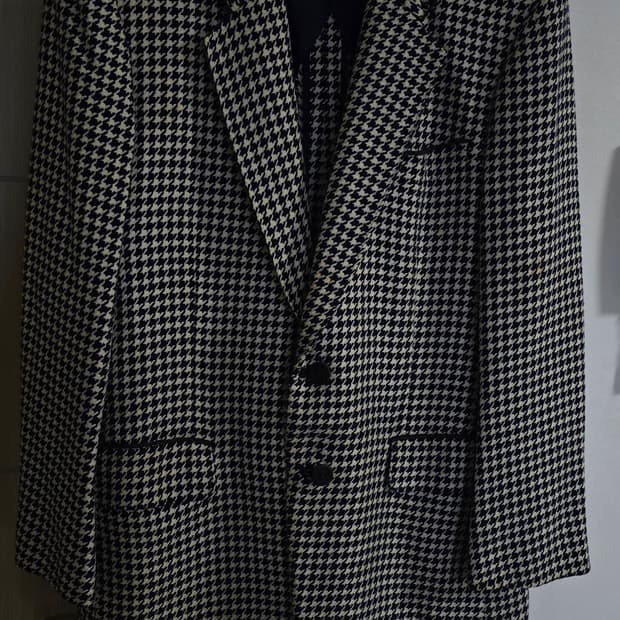 플레이보이 하운드투스  자켓