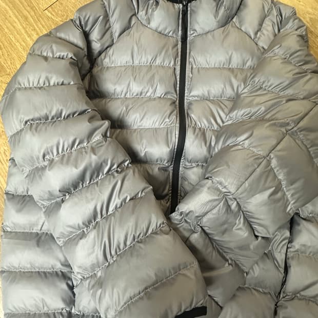 트릴리온 경량패딩