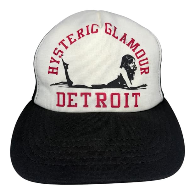 히스테릭 글래머 누워있는 히스걸 매쉬캡 볼캡 모자
