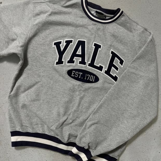 Yale 맨투맨