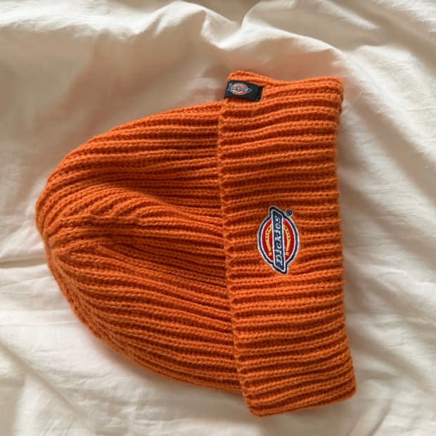 디키즈 오렌지 비니