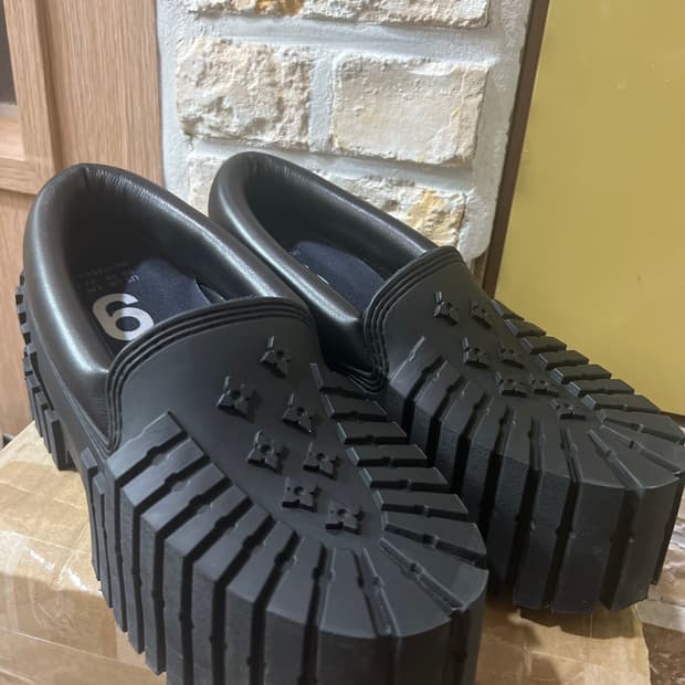 (US 9) (275) MSCHF 2X4 Loafer