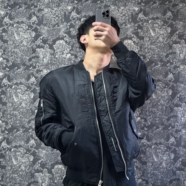 stereo vinyls ma-1 스테레오 바이널즈 (이동휘 착용)