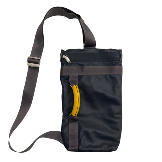 만다리나덕 슬링백