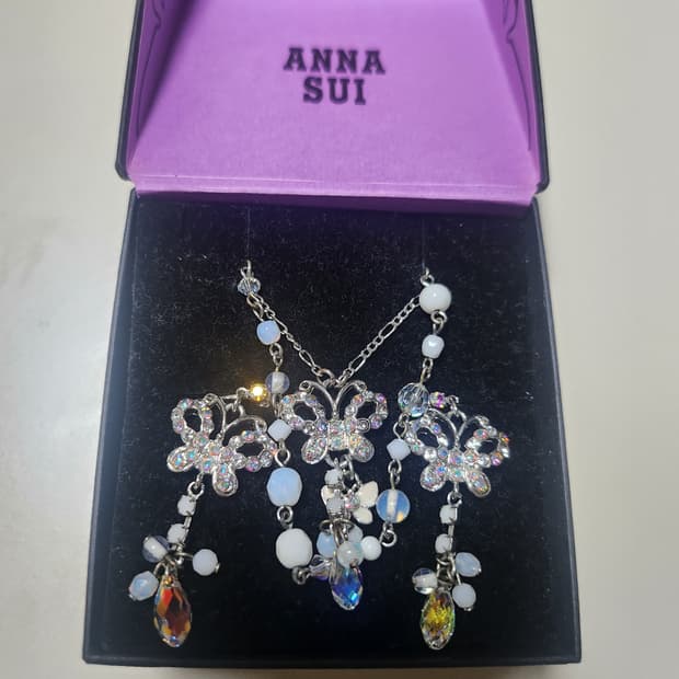 안나수이 나비 목걸이 귀걸이 세트