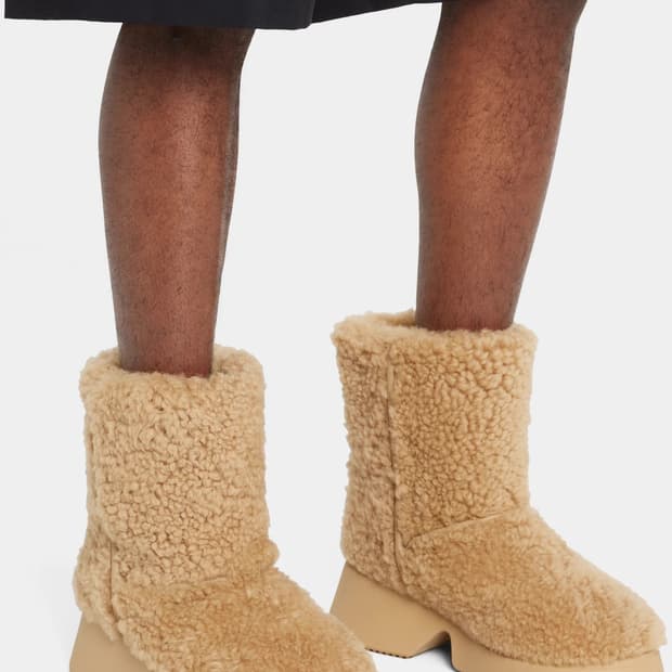 [구매] 로에베 시어링 부츠 