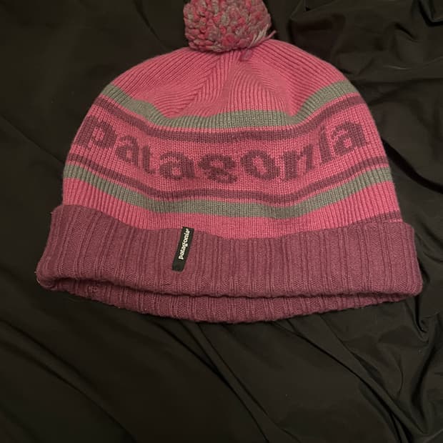 파타고니아 방울 비니