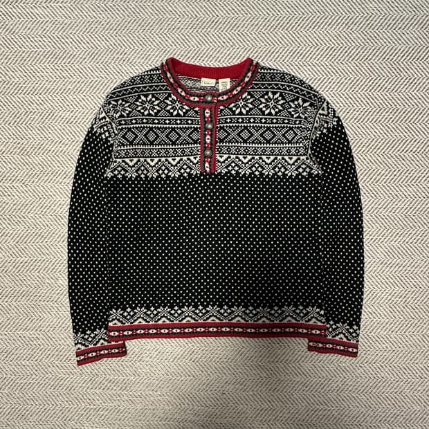 L. L. BEAN women knit nordic sweater