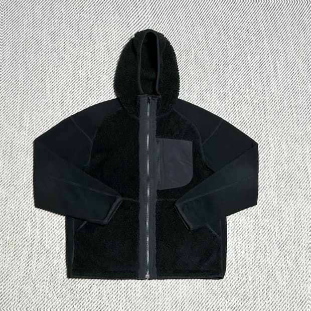 [M] 유니클로 x 화이트 마운티니어링 콜라보 후리스 후드집업 자켓