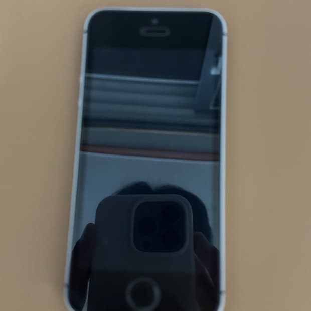 아이폰 se 순정 새상품 배터리100