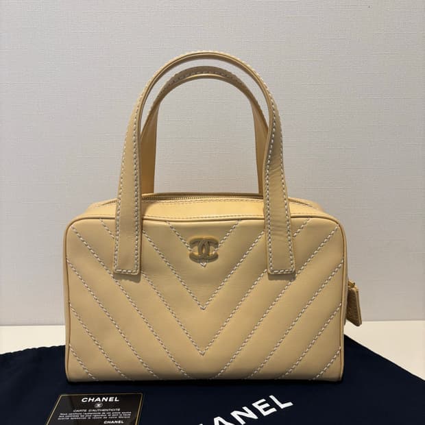 샤넬 빈티지 미니 보스턴백 베이지 (풀구성) 