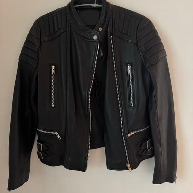 비바스튜디오 가죽자켓