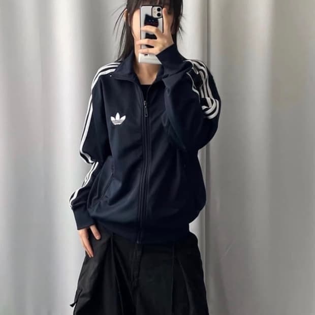아디다스 루즈핏 구파이어버드 트랙탑