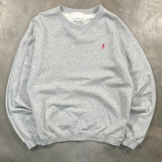 그라미치 원포인트 크루넥 스웻셔츠