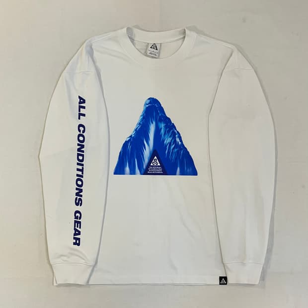 나이키 ACG 아이스 케이브 롱슬리브 티셔츠 화이트