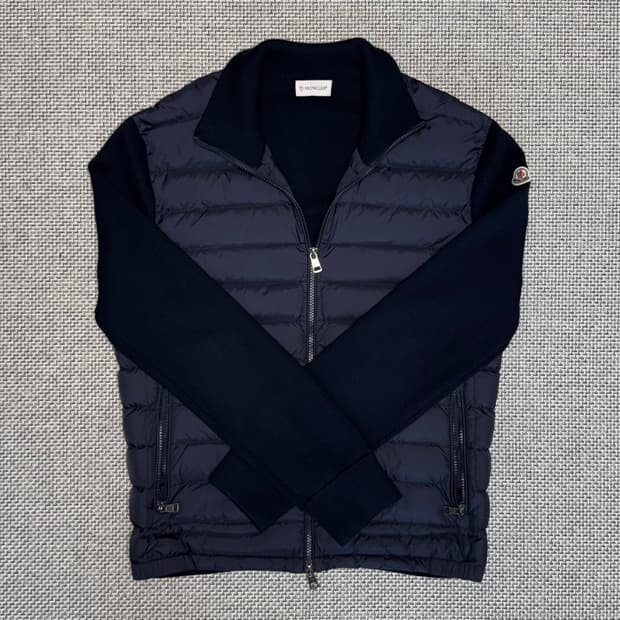 몽클레어 니트패딩